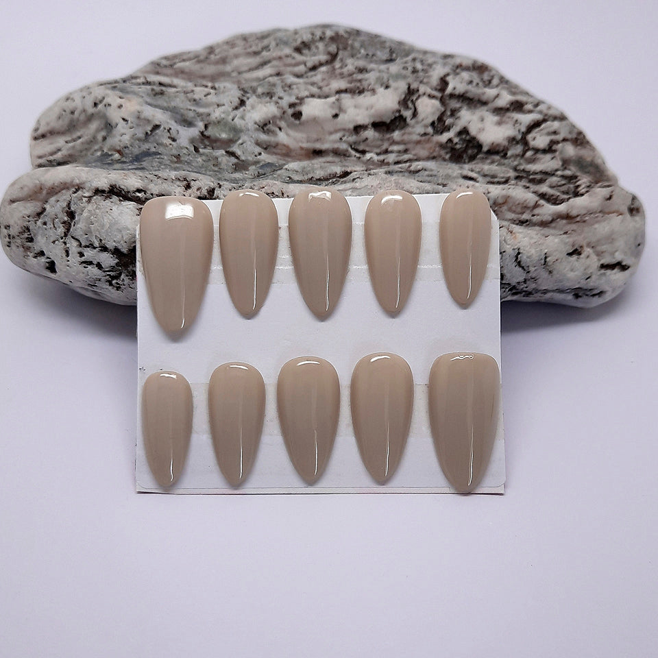 Latte Press On Nails