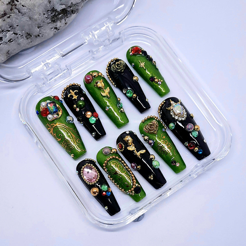 Size: Medium, Black & Green Press on Nails with Nail Art