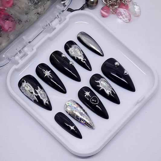 Black & Silver Press On Nails