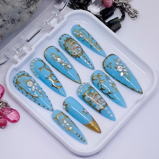 Size; Small, Blue & Gold Press on Nails