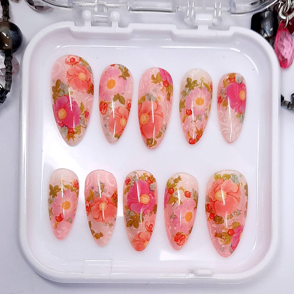 Sweet Press On Nails with Pink Roses