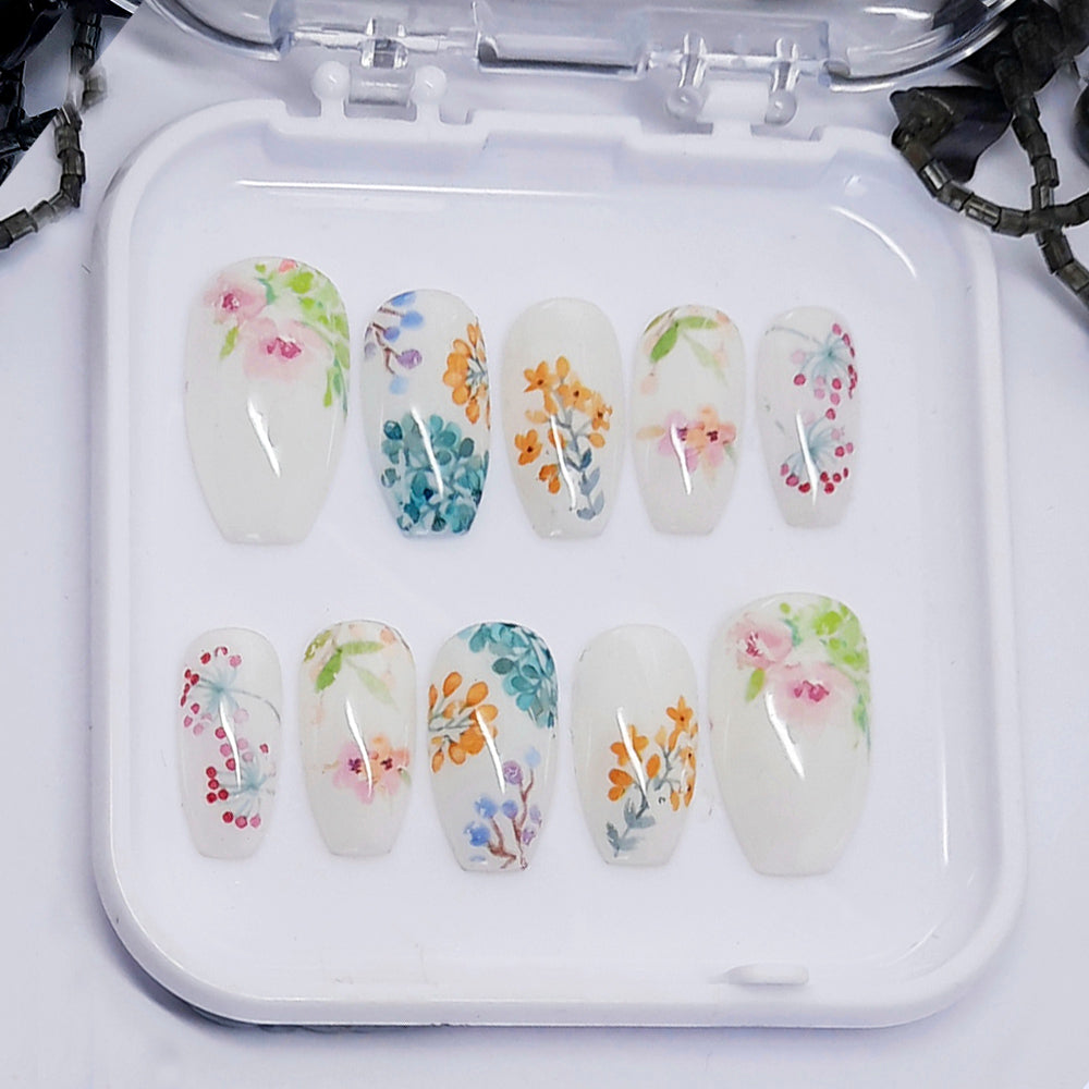 White Floral Press On Nails
