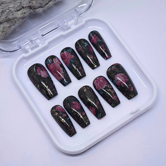 glossy black hand made press on nails with pink roses and gold mesh